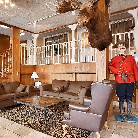 Best Western Gold Rush Inn Whitehorse Bagian luar foto