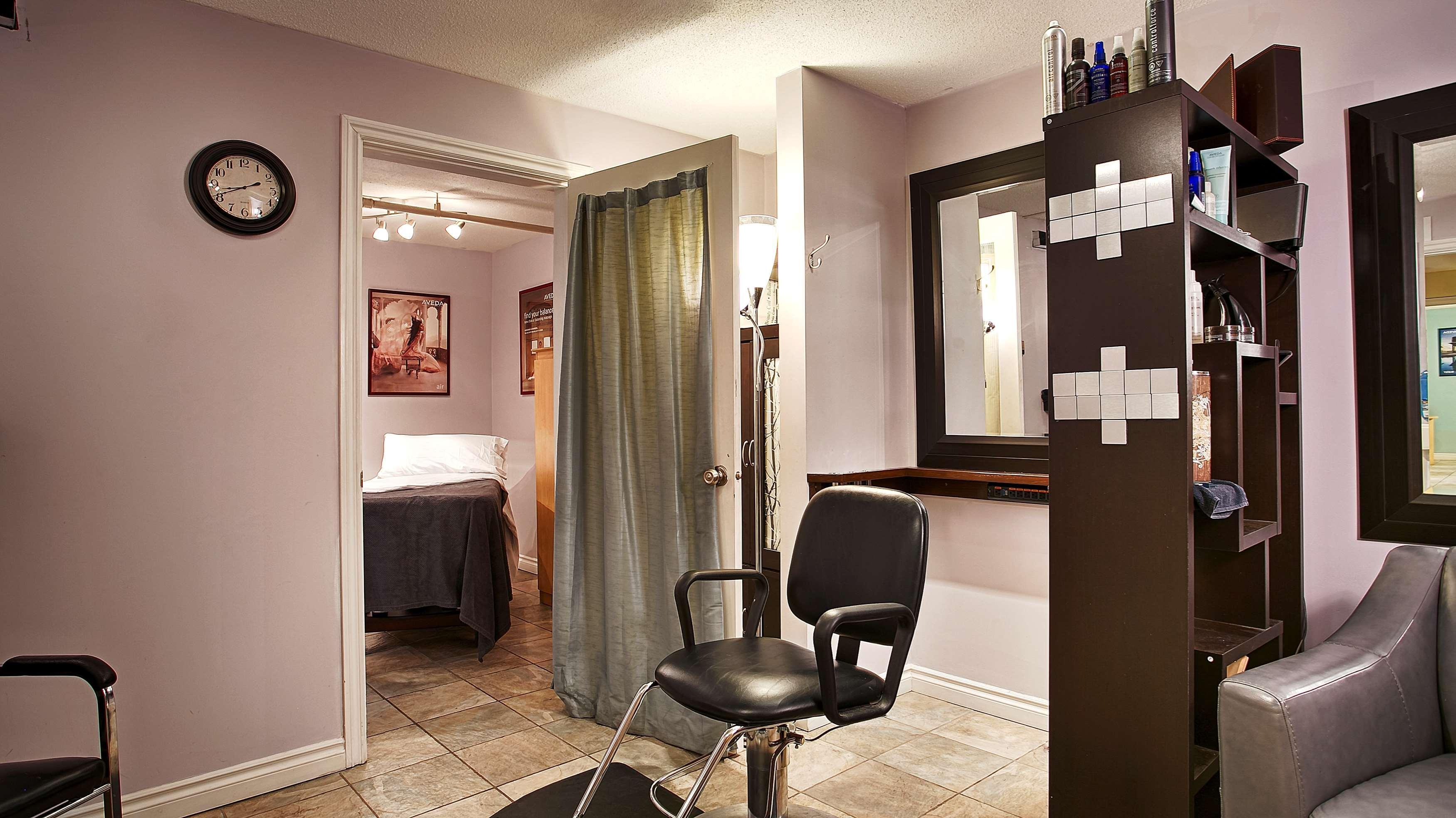 Best Western Gold Rush Inn Whitehorse Bagian luar foto