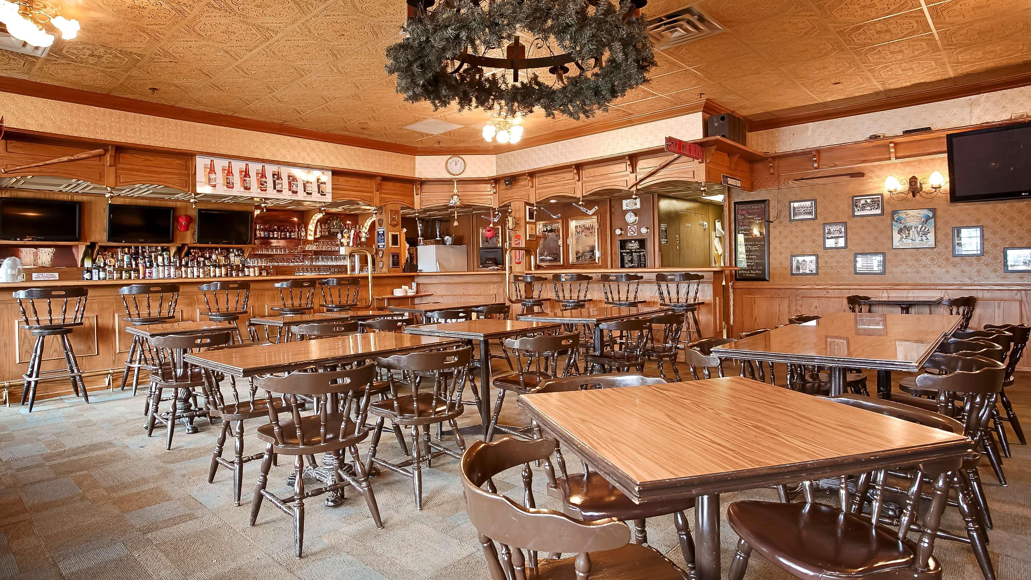 Best Western Gold Rush Inn Whitehorse Bagian luar foto