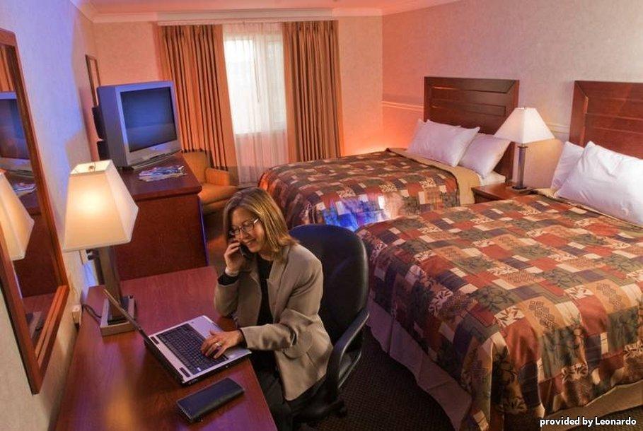 Best Western Gold Rush Inn Whitehorse Ruang foto